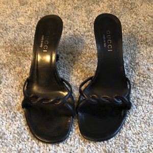 Sandals with 1.5” kitten heel.